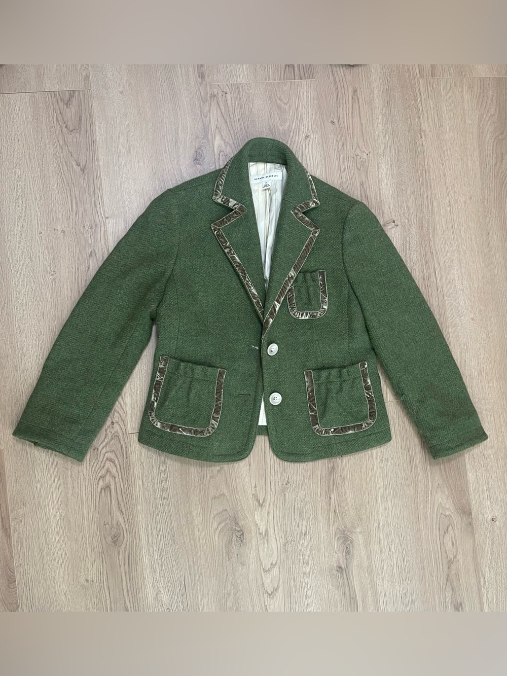 VINTAGE Banana Republic Olive Green Tweed Blazer with Contrast Trim (2)